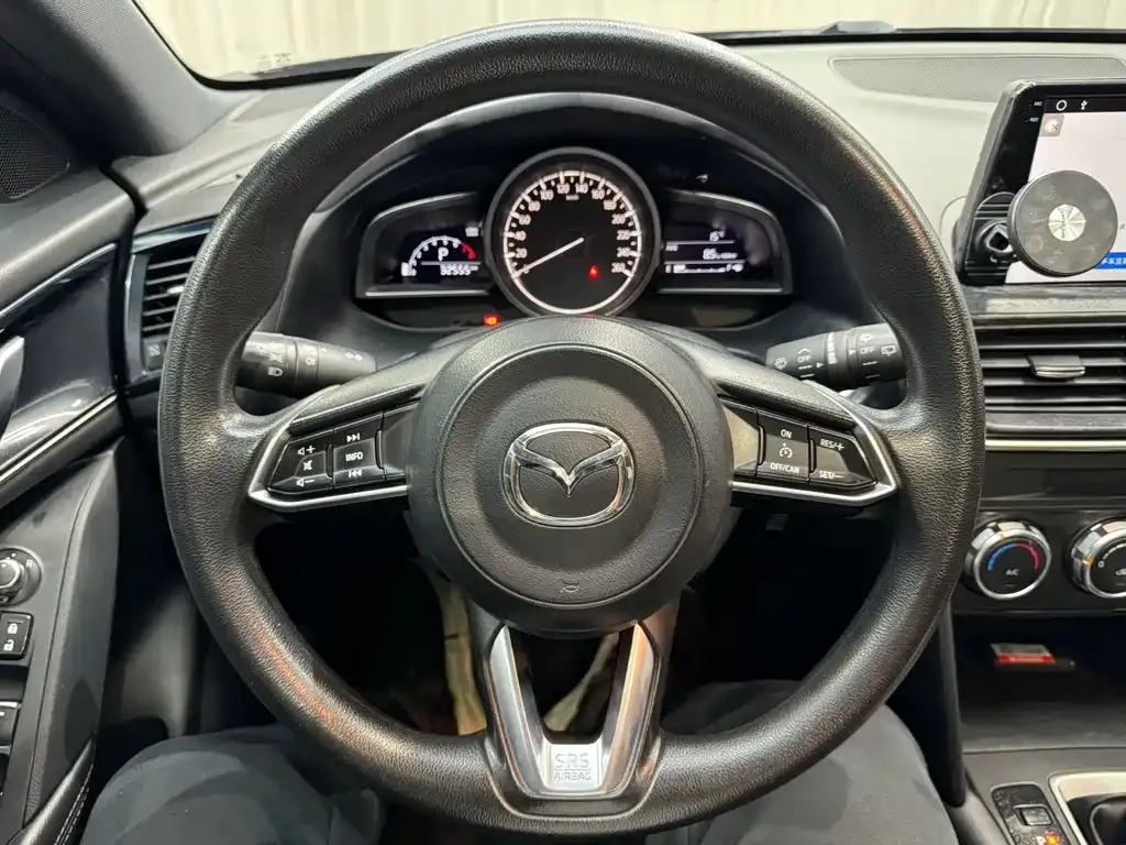 Mazda CX-4 2021 из CN, фото 9