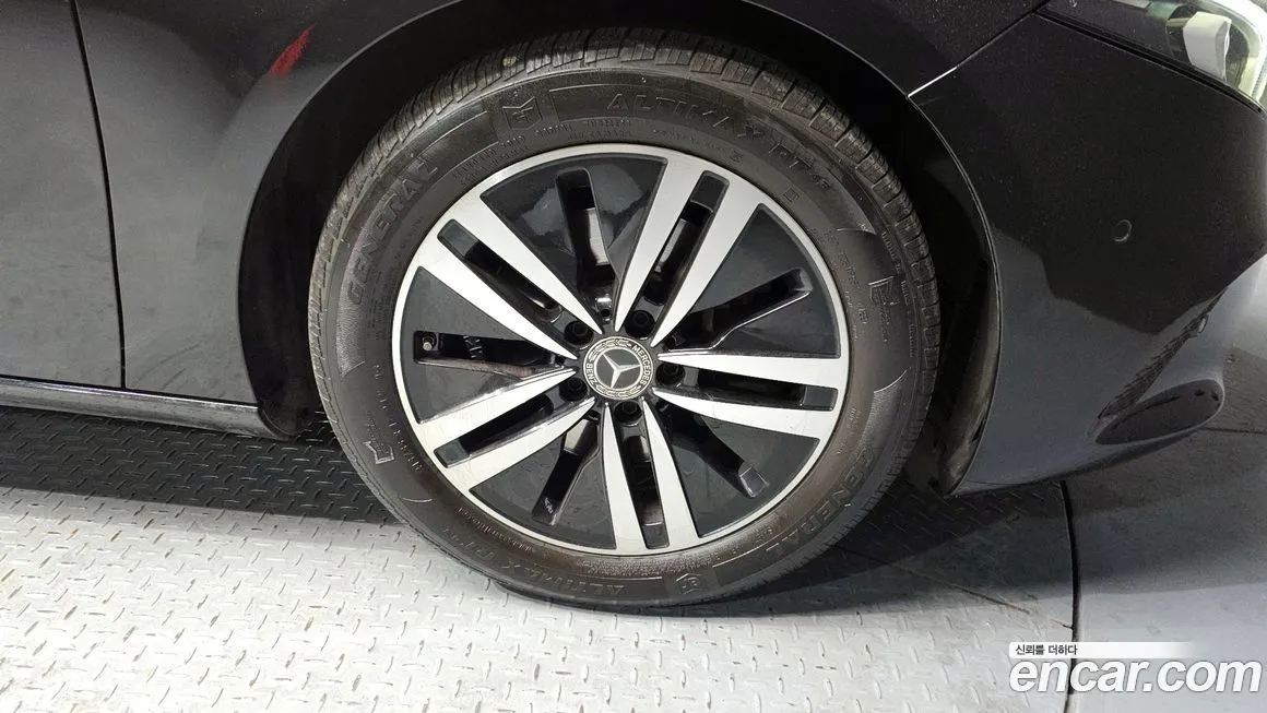 Mercedes-Benz A-Class 2021 из KR, фото 9