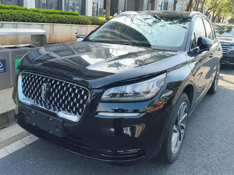 Lincoln Corsair Hybrid