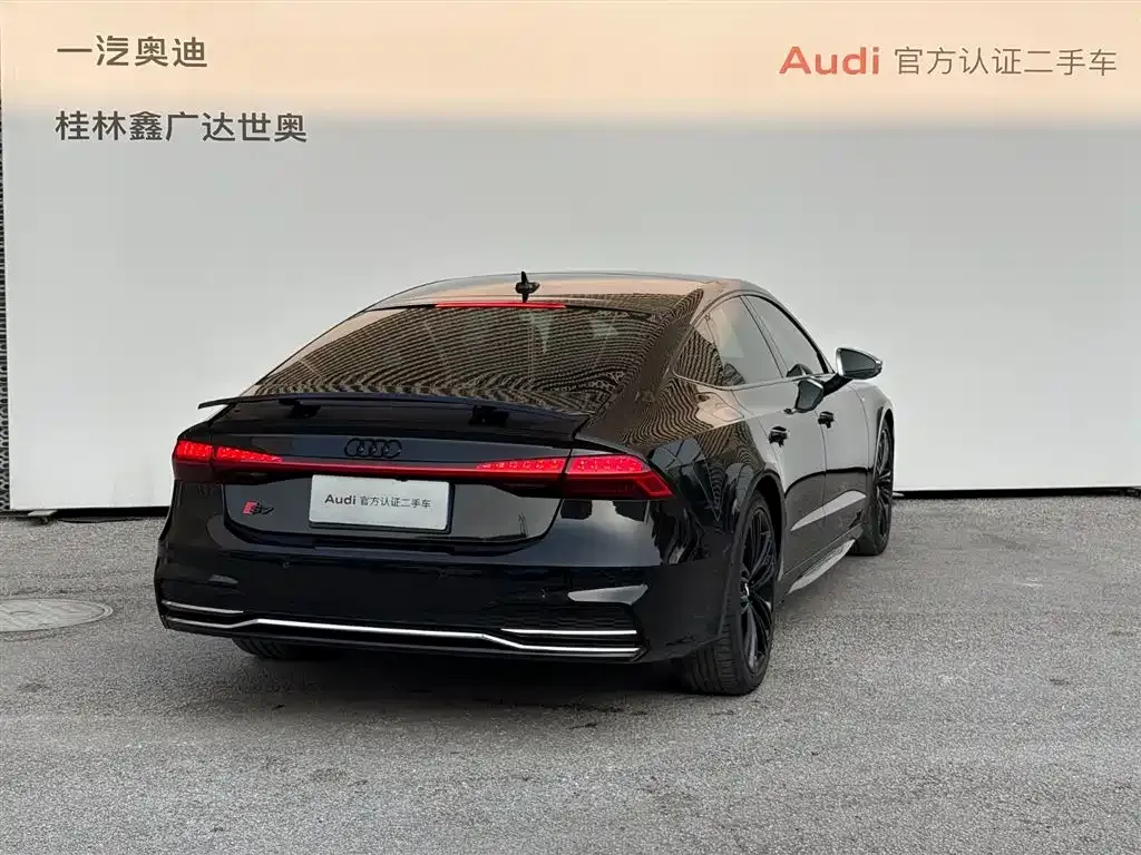 Audi A7 — фото 9