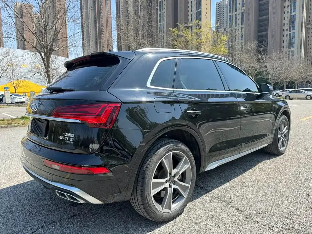 Audi Q5L 2021 из CN, фото 4