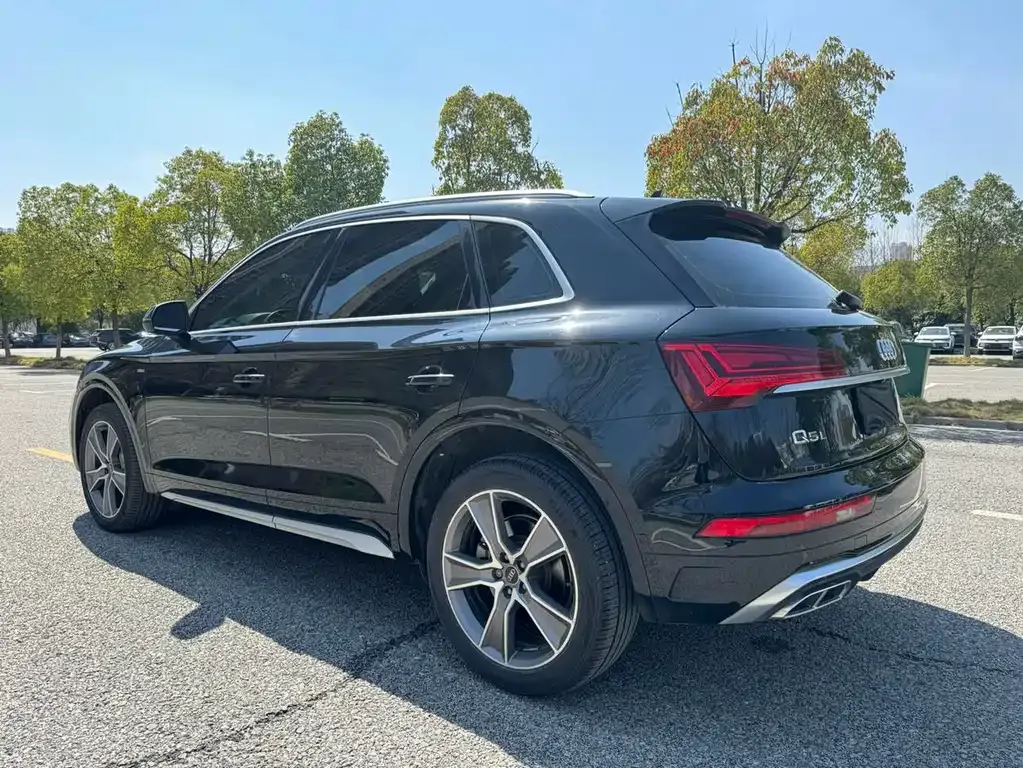 Audi Q5L 2021 из CN, фото 8