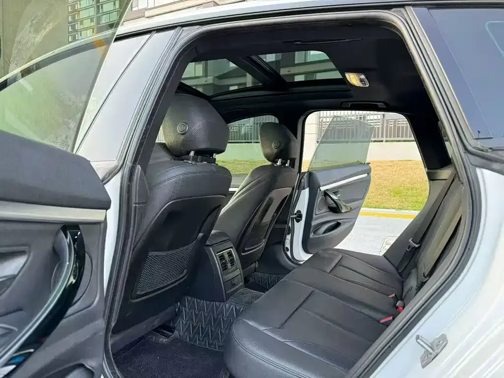BMW 3 Series GT 2021 из CN, фото 6