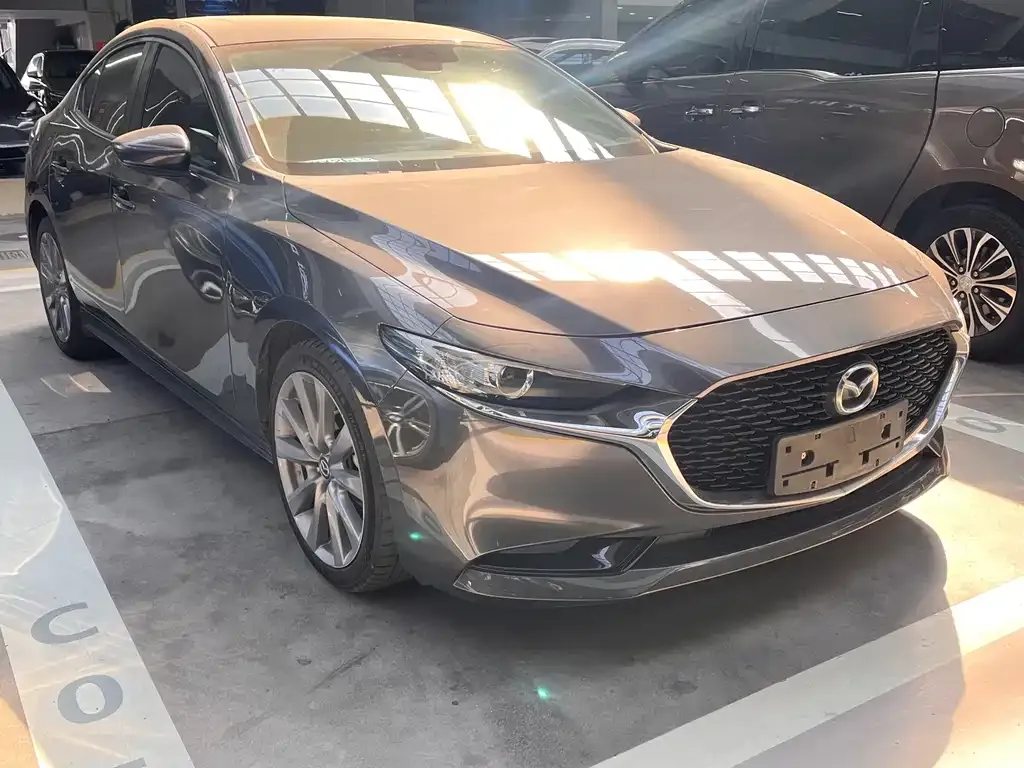 Mazda 3 Axela 2021 из CN, фото 3