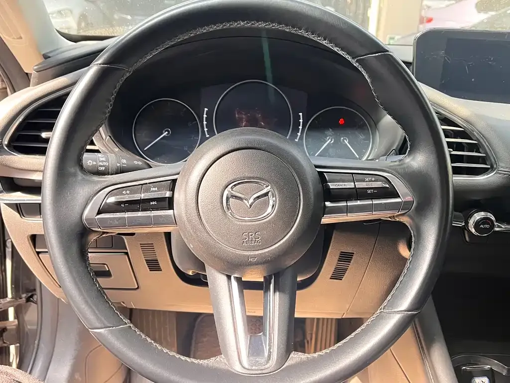 Mazda 3 Axela 2021 из CN, фото 6