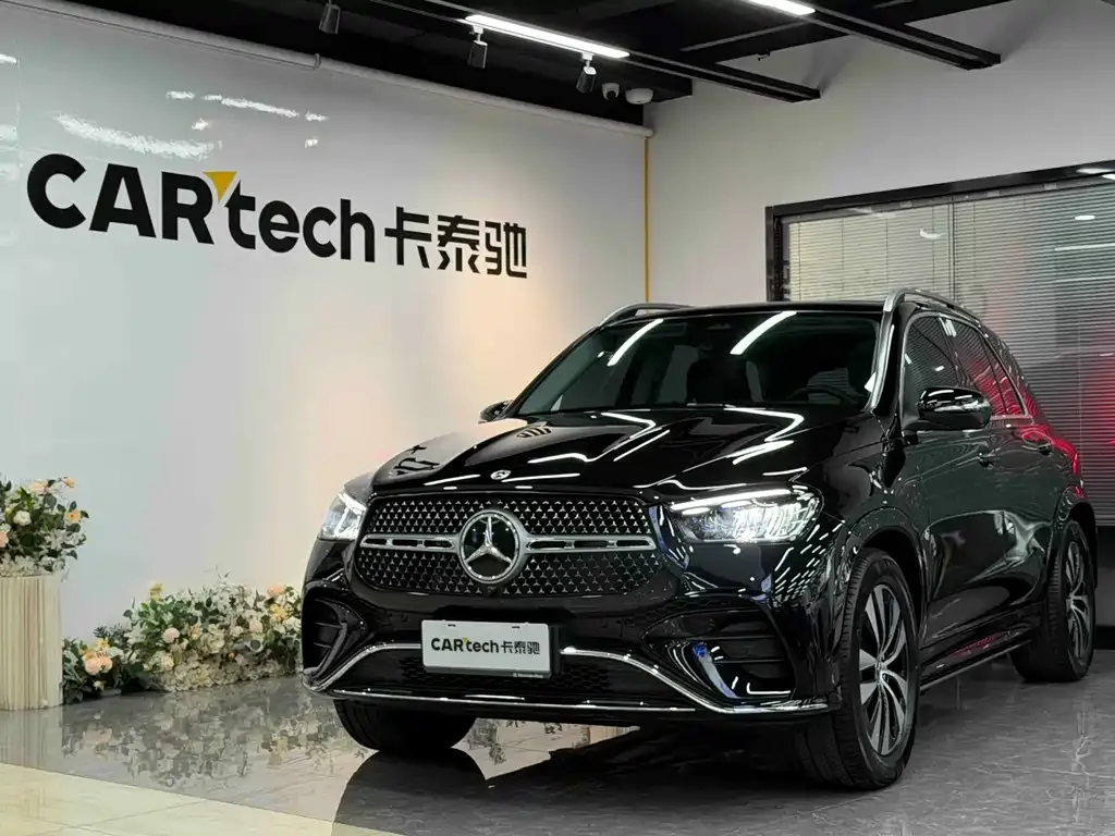 Mercedes-Benz GLE — фото 1