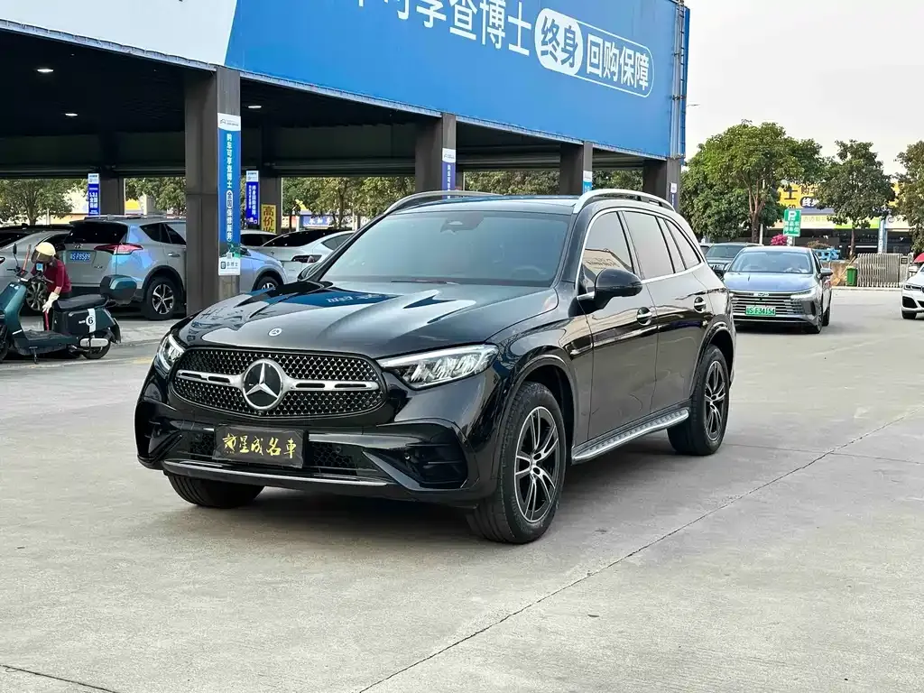 Mercedes-Benz GLC — фото 1