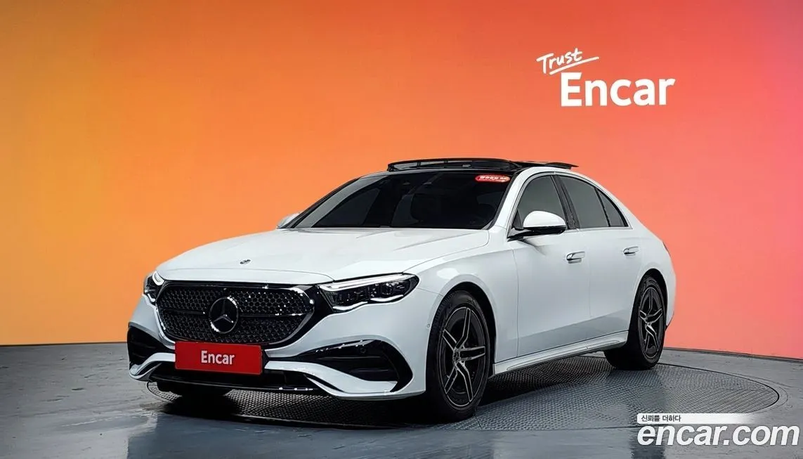 Mercedes-Benz E-Class — фото 1
