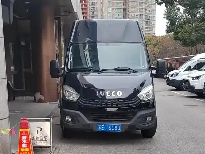 IVECO Ousheng 2022 из CN, фото 3