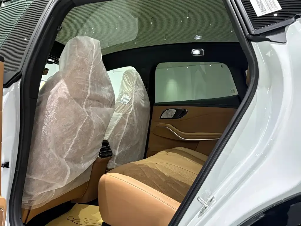 Roewe Feifan R7 2025 из CN, фото 4
