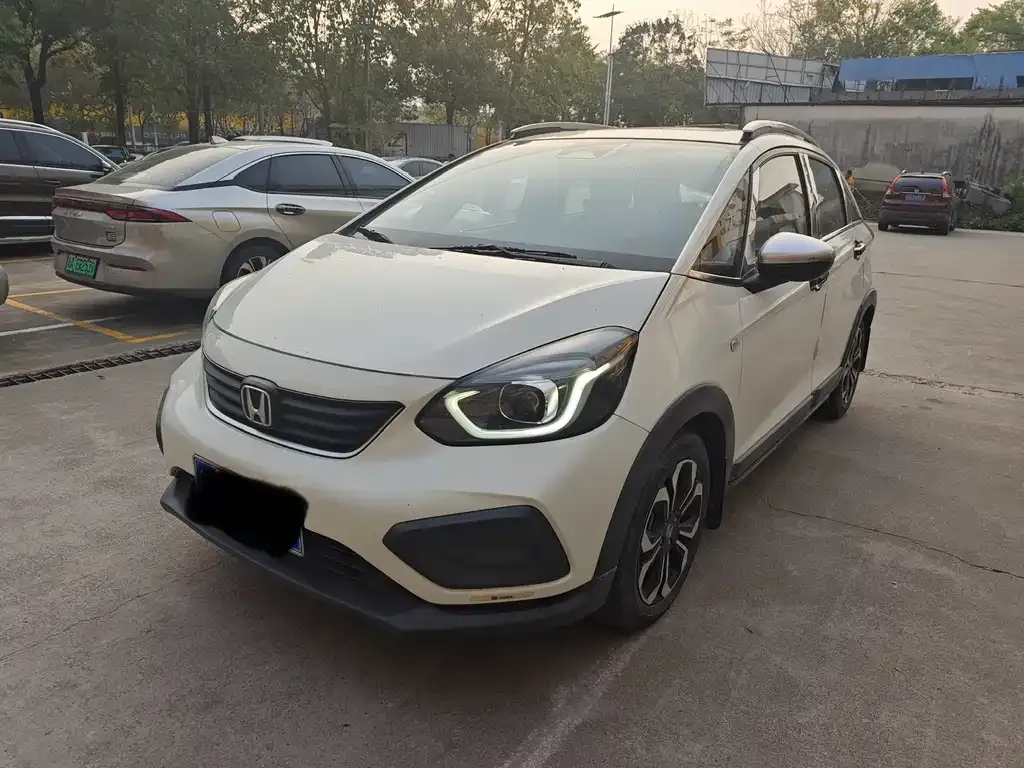 Honda Fit — фото 1
