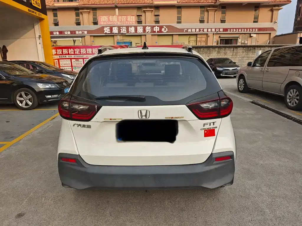 Honda Fit — фото 3