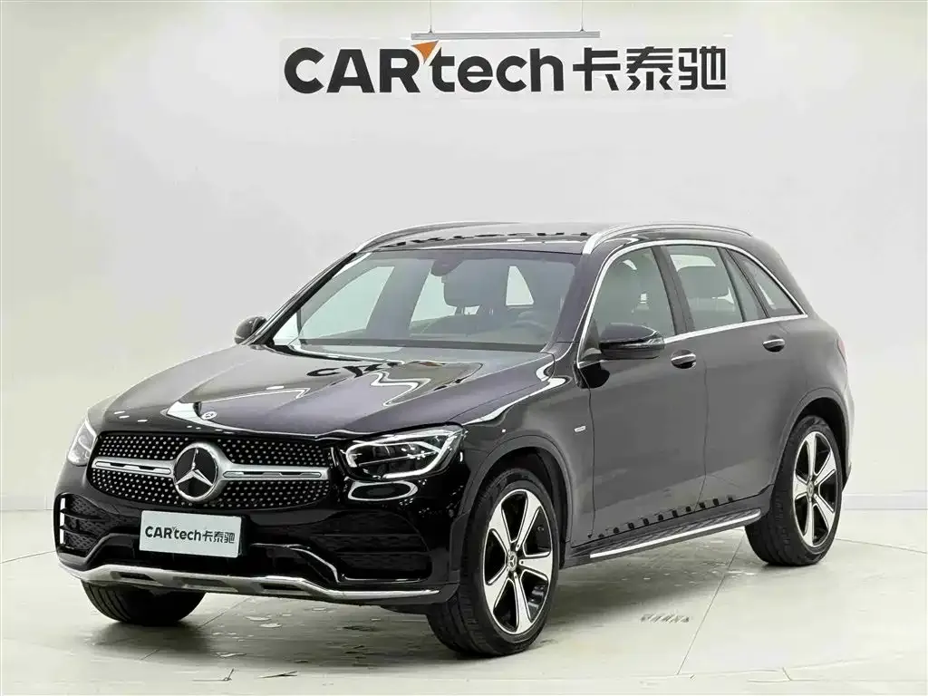 Mercedes-Benz GLC — фото 1