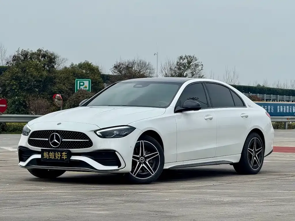 Mercedes-Benz C-Class — фото 1