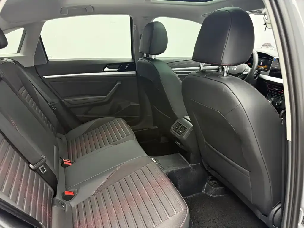 Volkswagen Lavida 2023 из CN, фото 5