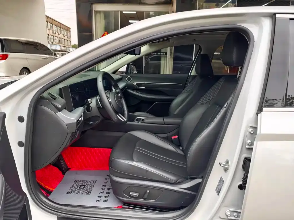 Hyundai Sonata 2024 из CN, фото 3