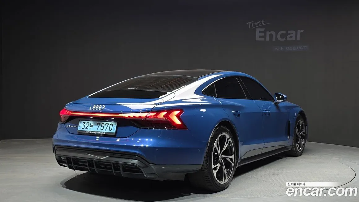 Audi e-tron GT 2022 из KR, фото 3