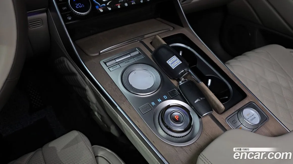 Genesis GV80 — фото 10