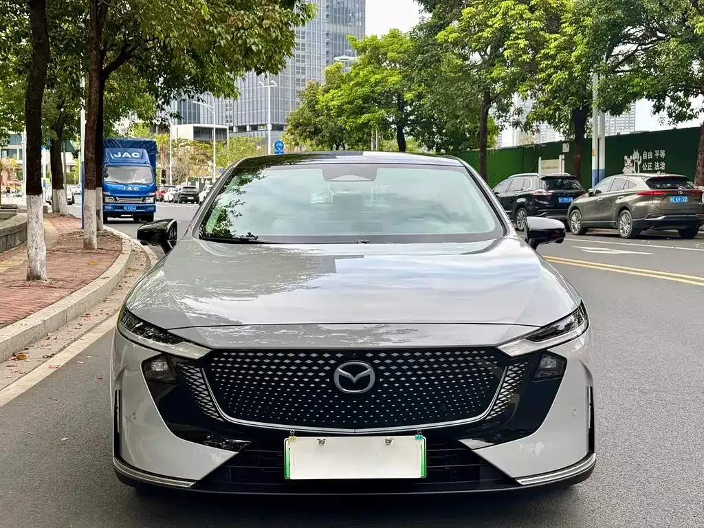 Mazda EZ-6 — фото 6