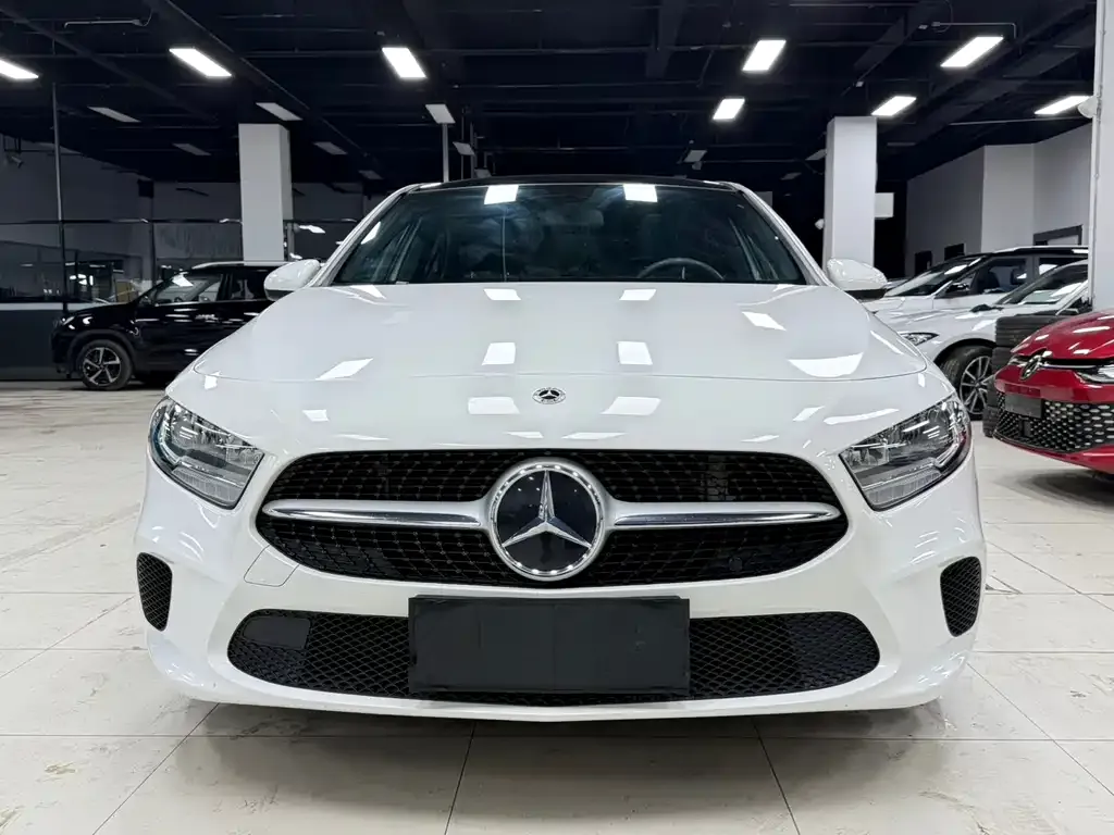 Mercedes-Benz A-Class 2022 из CN, фото 3