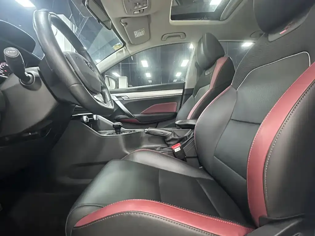 Geely Binyue 2022 из CN, фото 3