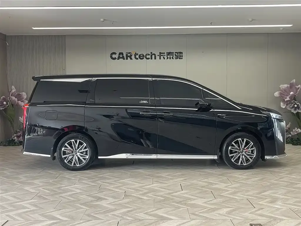 GAC Motor Trumpchi M8 — фото 3