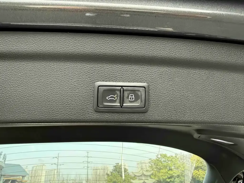 Audi Q3 Sportback — фото 9
