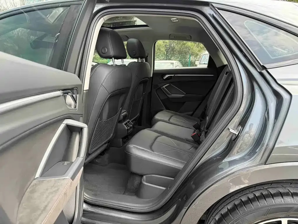 Audi Q3 Sportback — фото 2