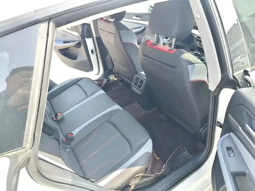 Volkswagen Lamando 2023 из CN, фото 6