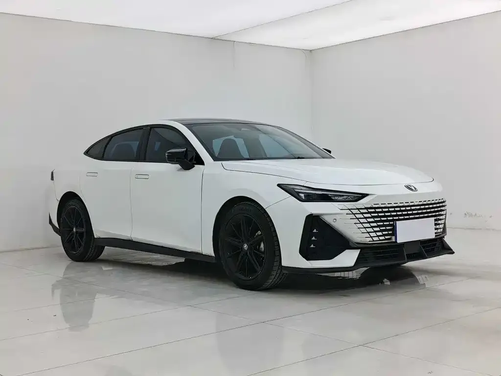 Changan UNI-V 2023 из CN, фото 4