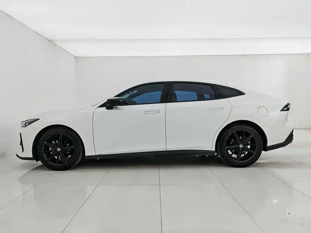 Changan UNI-V 2023 из CN, фото 5