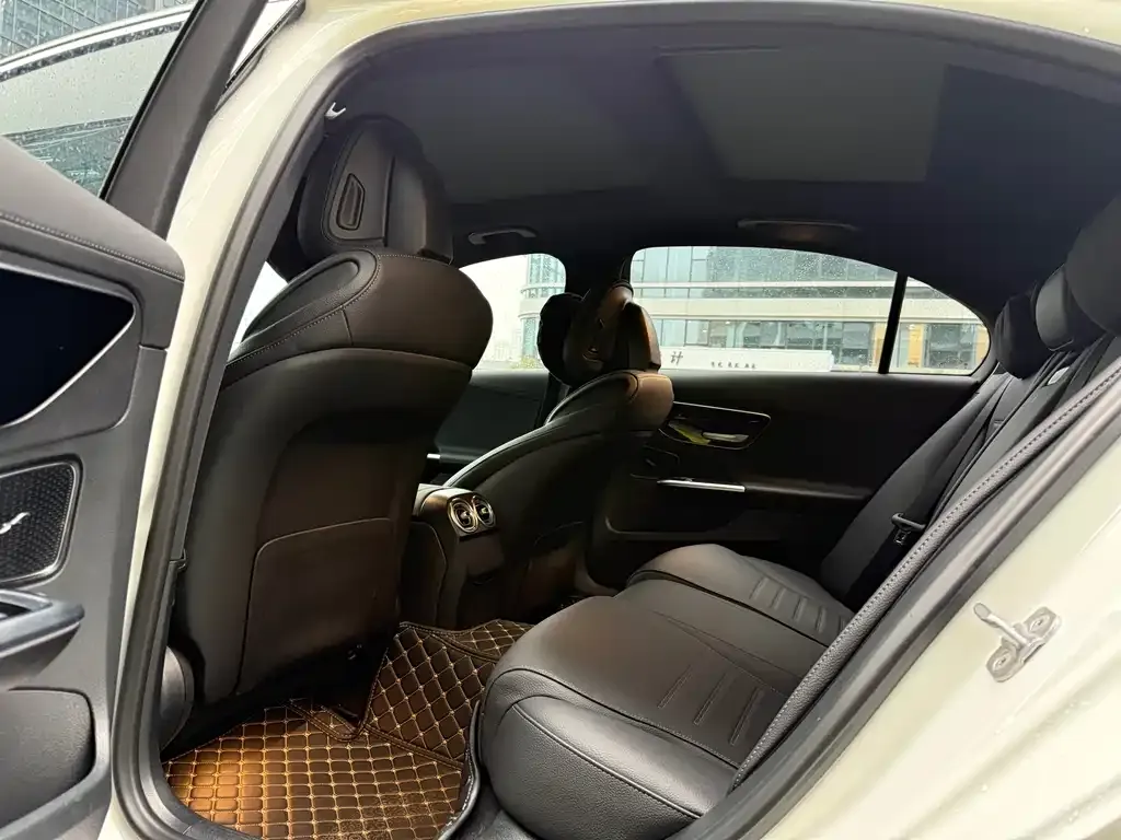 Mercedes-Benz C-Class 2024 из CN, фото 6