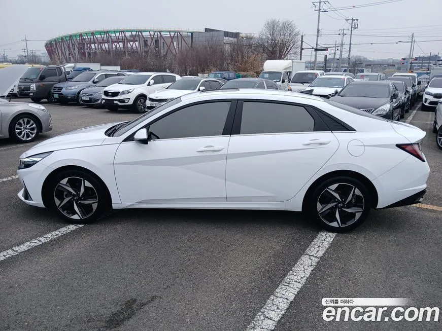 Hyundai AVANTE — фото 6