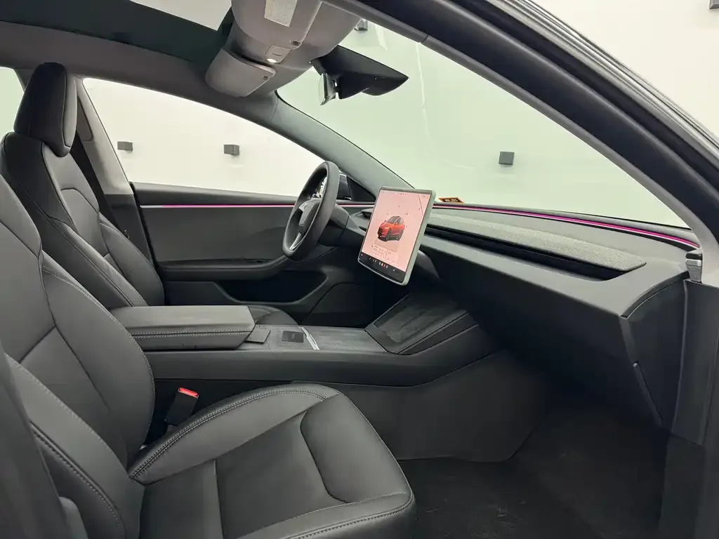 Tesla Model 3 2024 из CN, фото 8