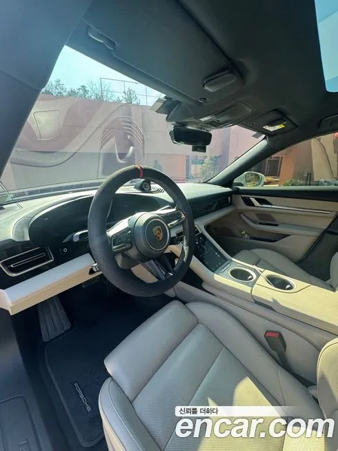 Porsche Taycan 2022 из KR, фото 7