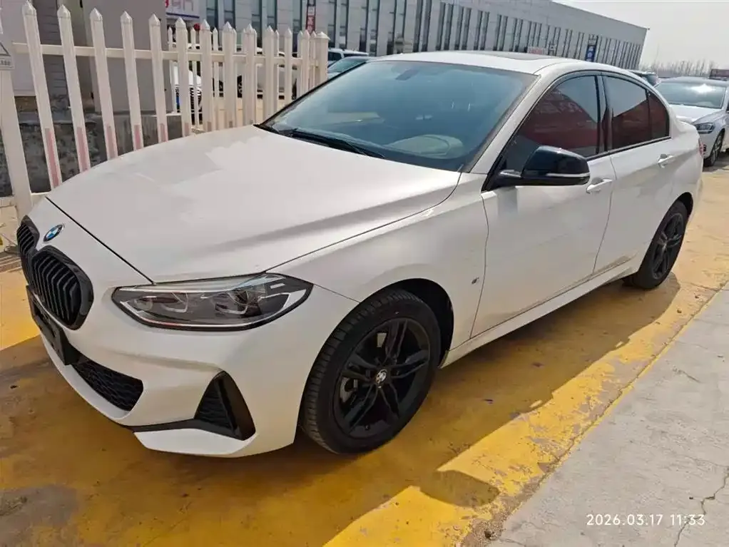 BMW 1 Series — фото 1