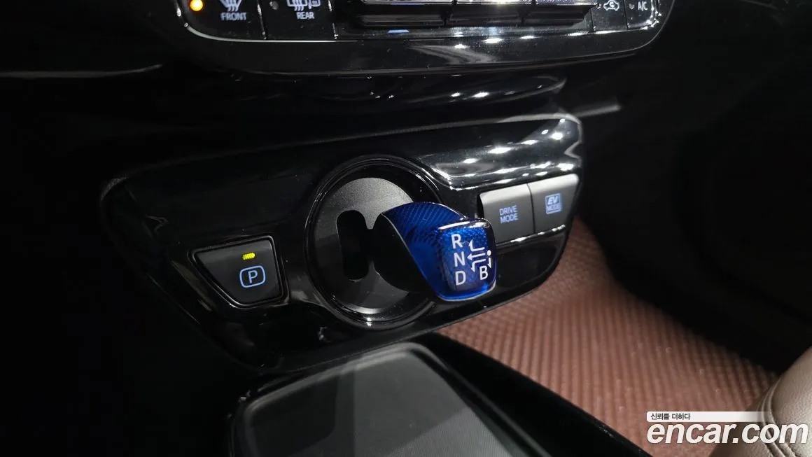 Toyota Prius 2022 из KR, фото 5