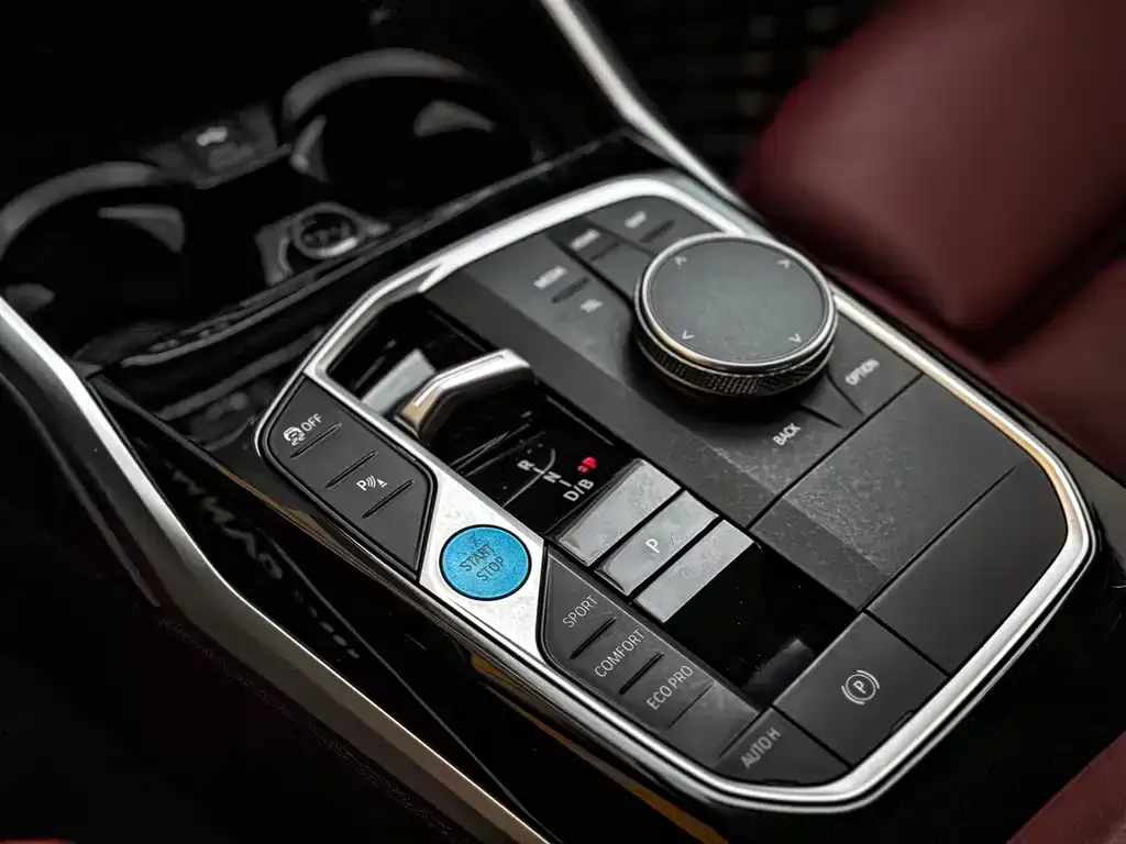 BMW i3 2024 из CN, фото 5