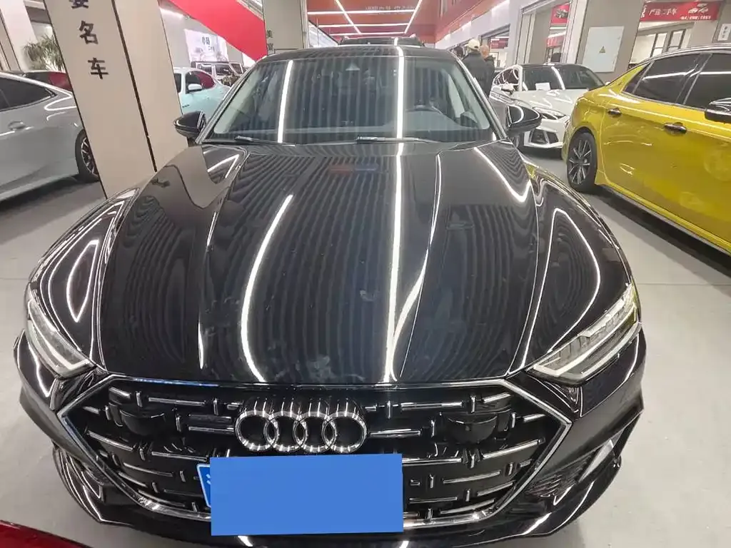 Audi A7L — фото 6