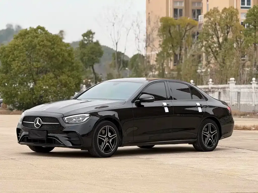 Mercedes-Benz E-Class (Import) — фото 1