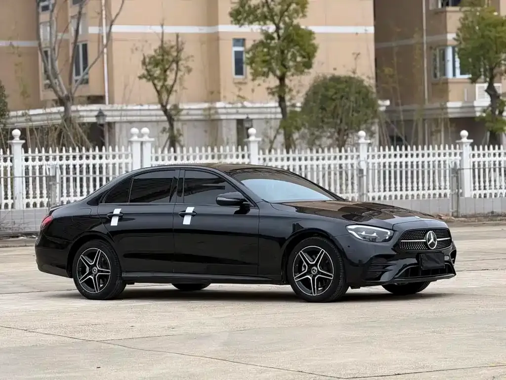 Mercedes-Benz E-Class (Import) — фото 6