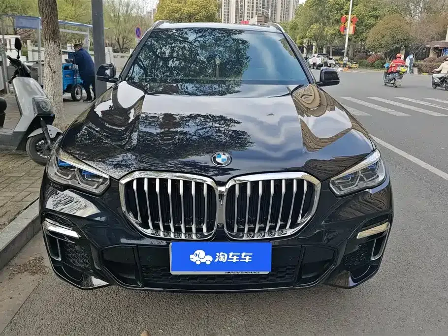 BMW X5 — фото 10
