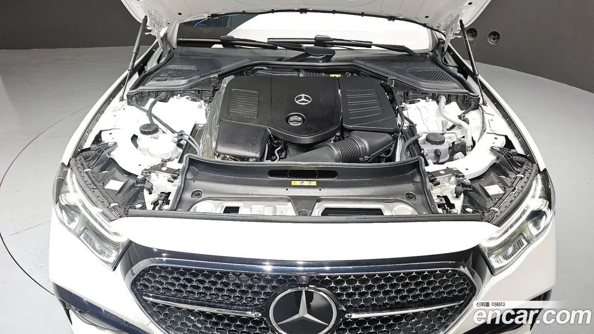 Mercedes-Benz E-Class 2025 из KR, фото 6