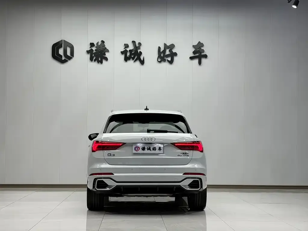 Audi Q3 — фото 4