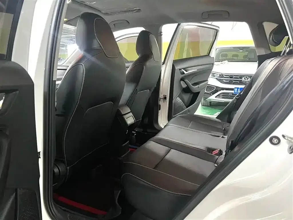 Skoda Kamiq 2022 из CN, фото 2