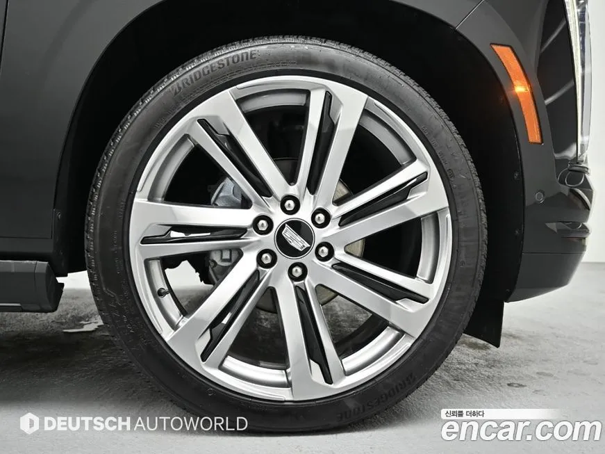 Cadillac Escalade 2025 из KR, фото 3