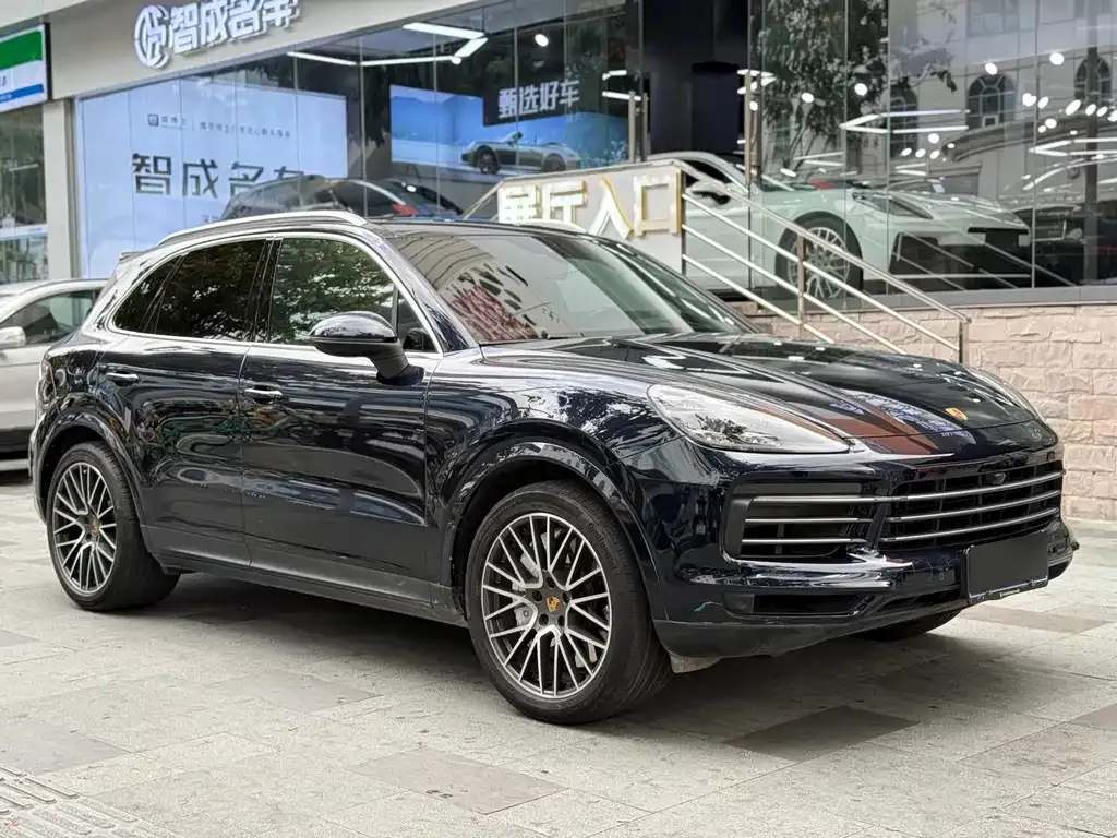 Porsche Cayenne — фото 2