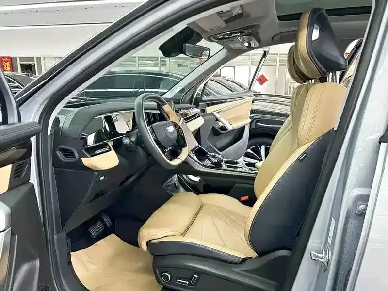 Geely Boyue L 2023 из CN, фото 2