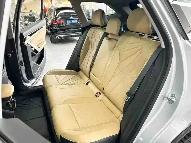 Geely Boyue L 2023 из CN, фото 7