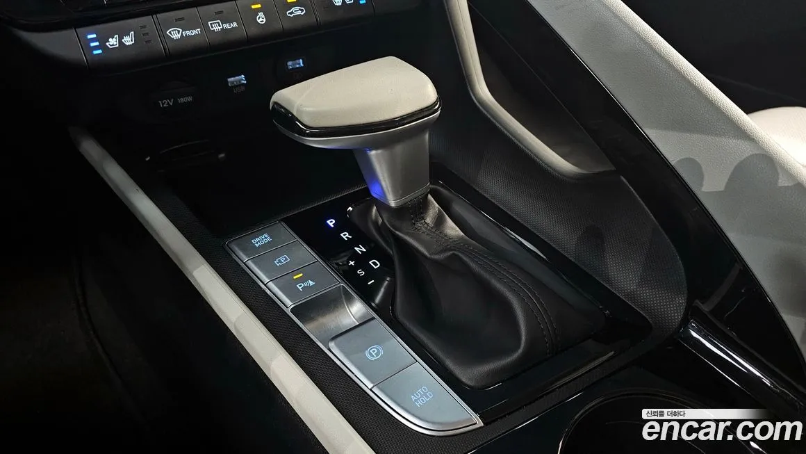 Hyundai AVANTE 2021 из KR, фото 3